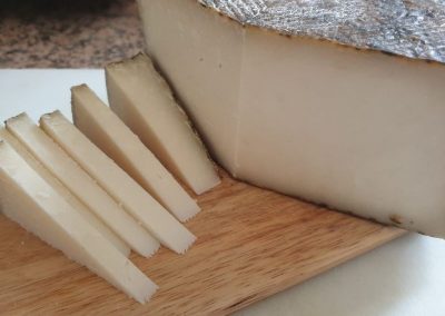 Quesos de cabra semicurado